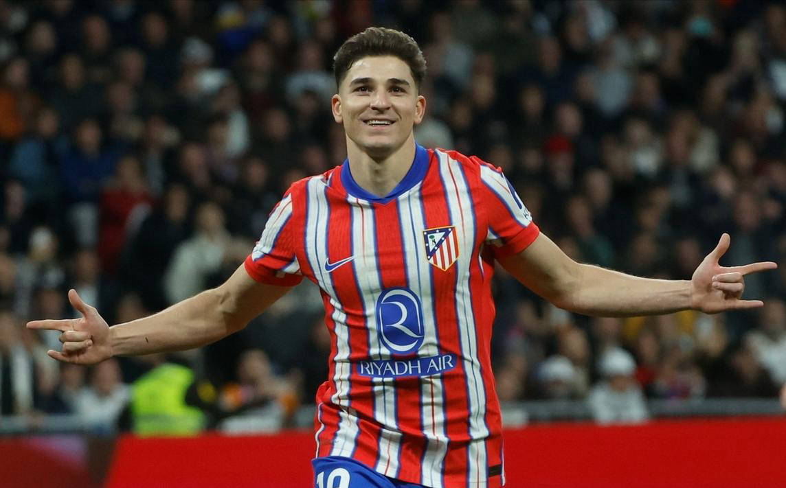 PGL Astana 2025 第二天：精彩比赛、击杀、评论、表情包和网红反应